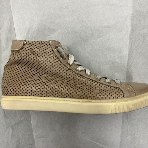DANIELA FARGION Sand Leather Perforated Leather Sneakers - 8 - Picture 2 of 5
